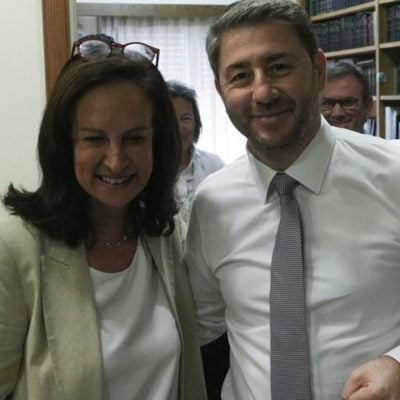 Εκκλήσεις για ενότητα και ενιαία φωνή